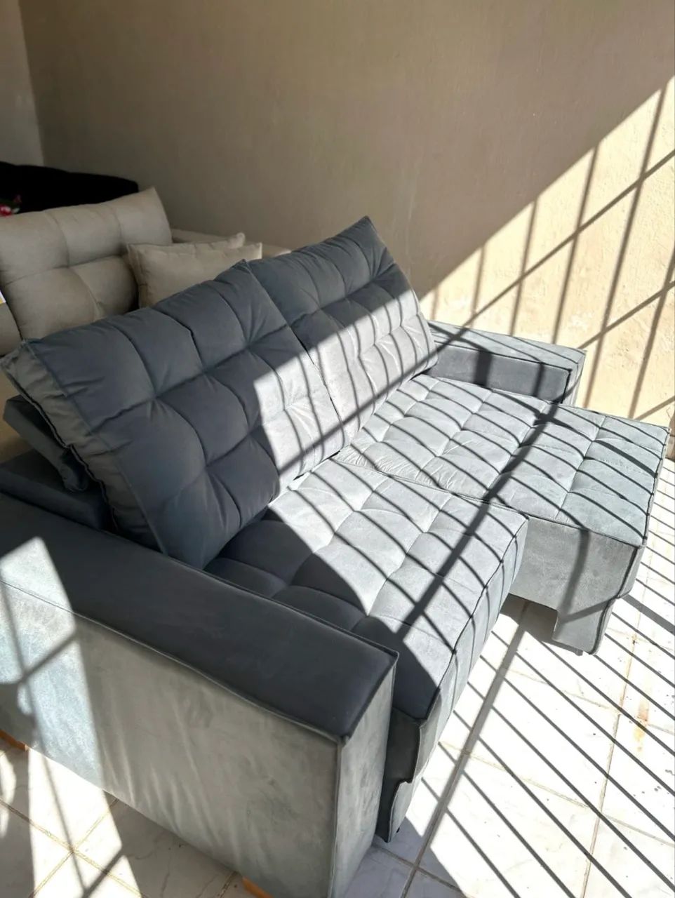 Sofá retrátil 2 lugares 