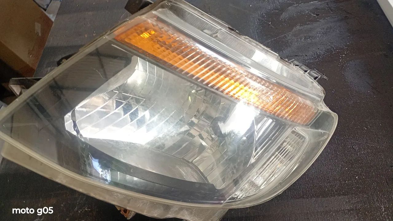 farol da Ford ranger 