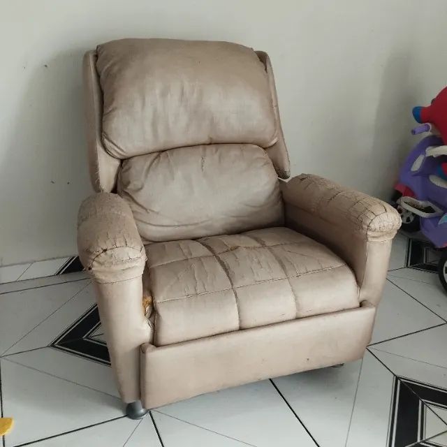 Poltronado papai modelo grande confortavel  - Foto 2