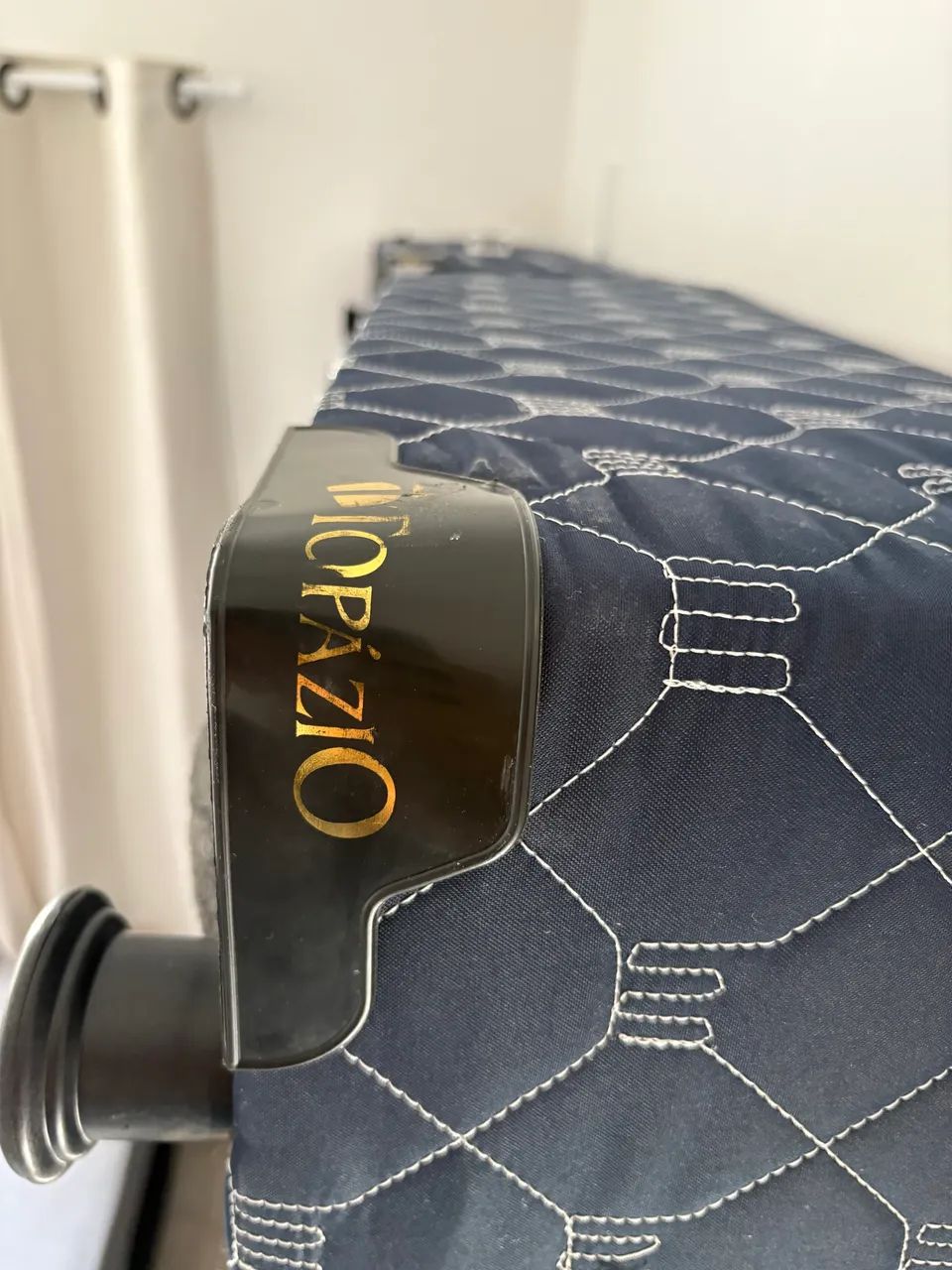     Base Cama Box Queen em Ótimo Estado - Foto 3