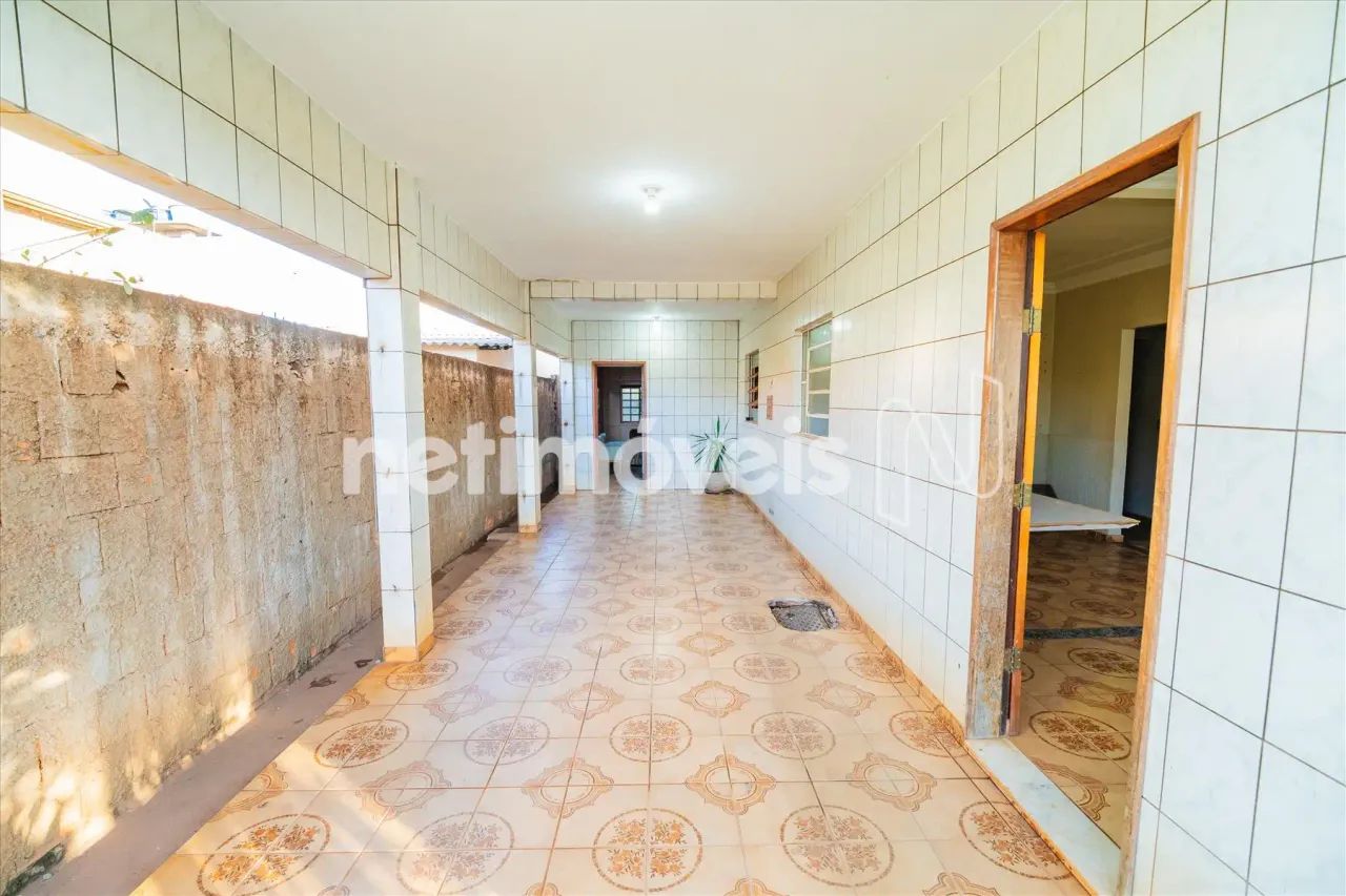 Casa Terrea- Planaltina DF - Suíte- Vaga de garagem coberta - Foto 4