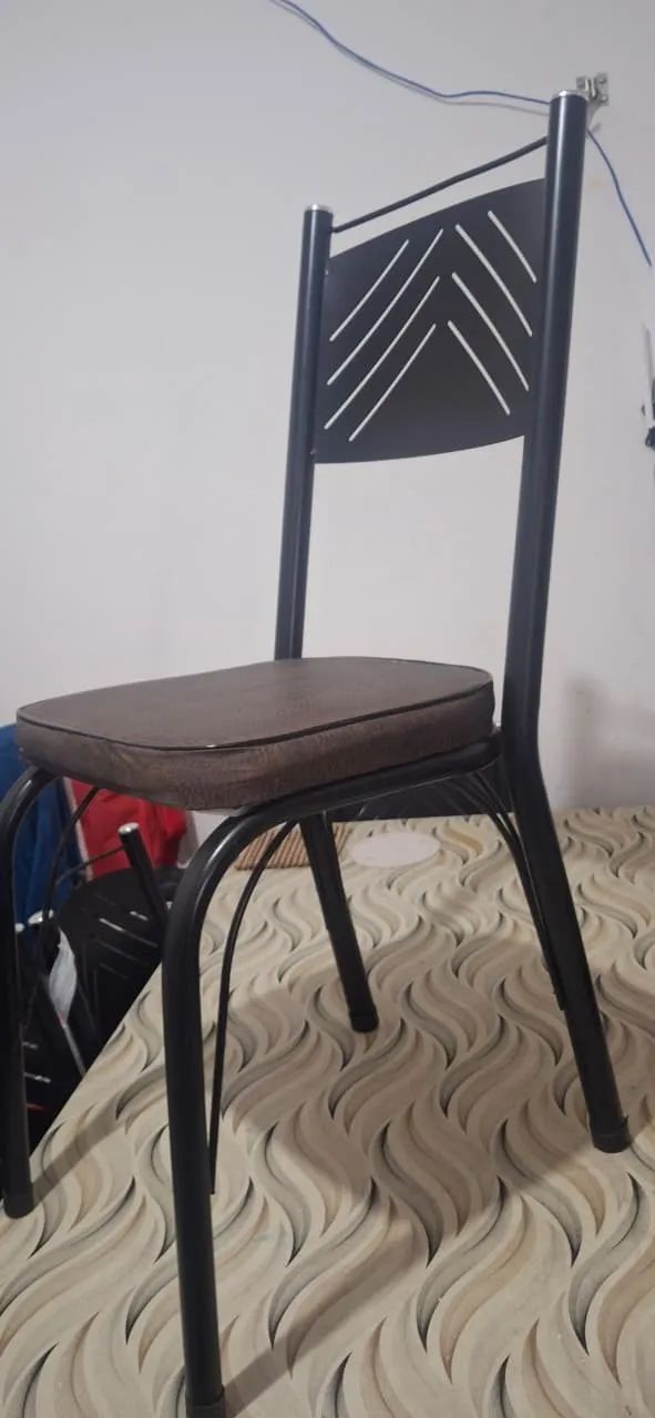 Mesa de Jantar com 6 Cadeira - Ótimo Estado - Foto 2