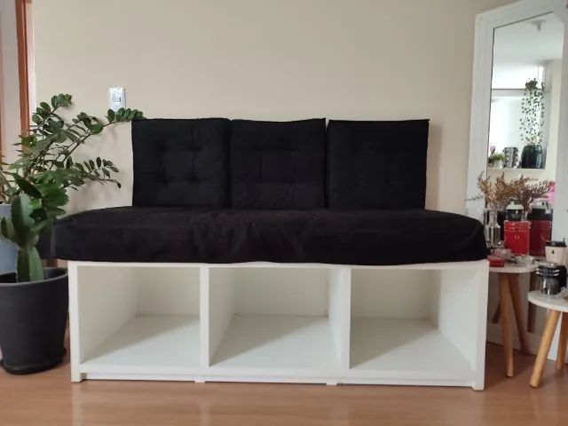 * **Recamier / Sofa Modular de Madeira com Nichos** - Foto 3