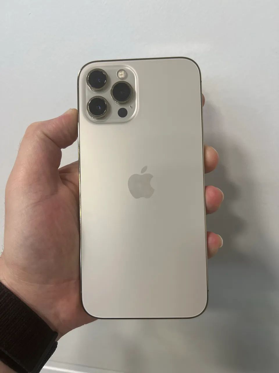 iPhone 12 Pro Max 128GB - dourado 