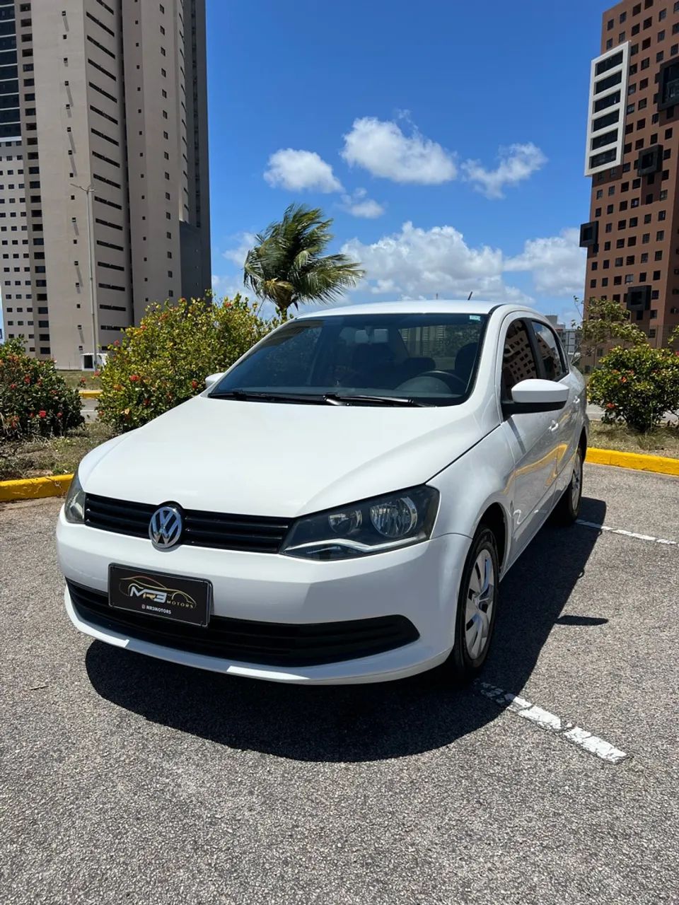 Volkswagen Voyage 1.0/1.0 CITY MI TOTAL FLEX 8V 4P 2013