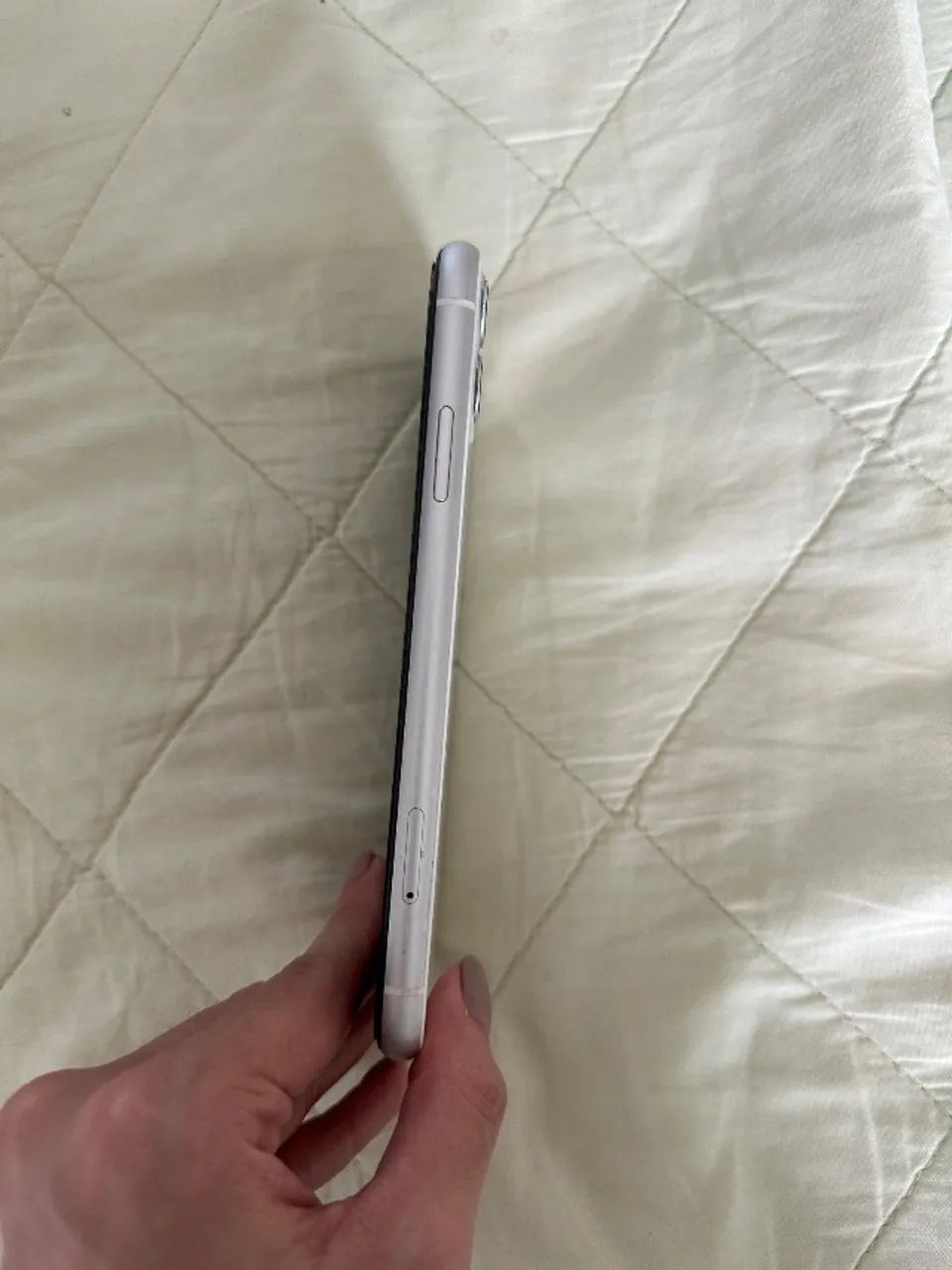 iPhone 11 c caixa e cabo original - Foto 3