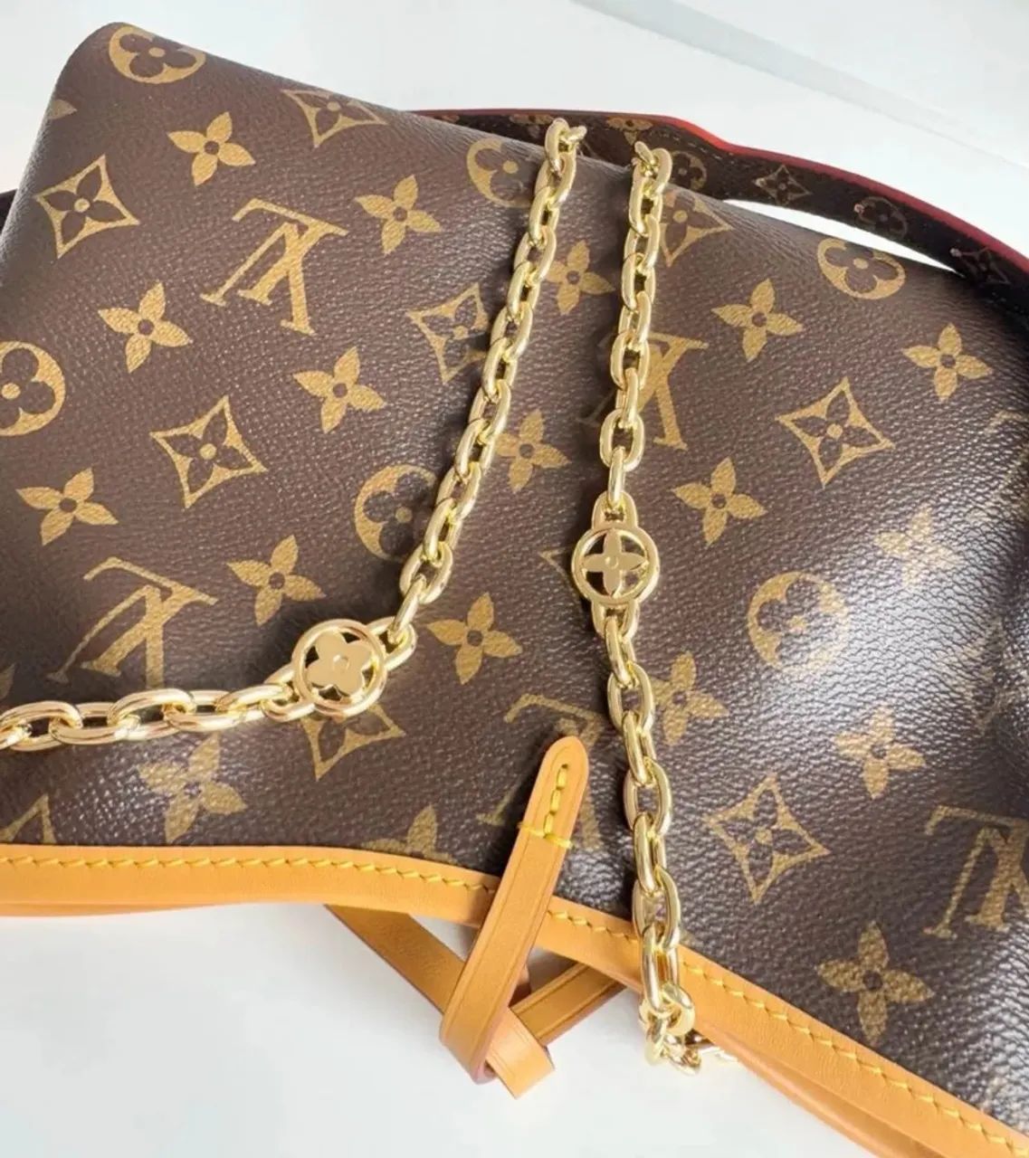 Bolsa Louis Vuitton CarryAll BB Monogram - linha premium  - Foto 3