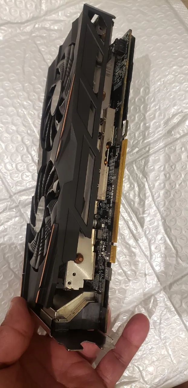 Placa de Video AMD Radeon RX 580 Gigabyte - Foto 3