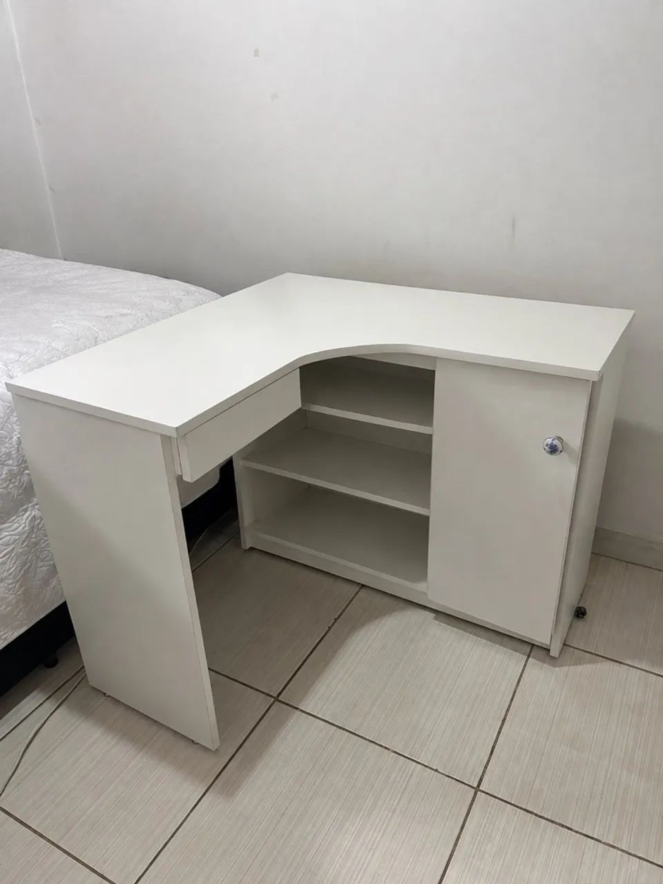 Escrivaninha / Mesinha