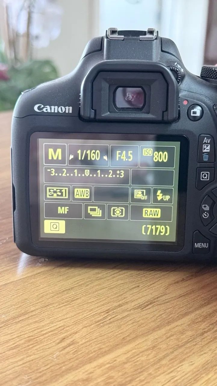 Câmera Canon T7 - Foto 2
