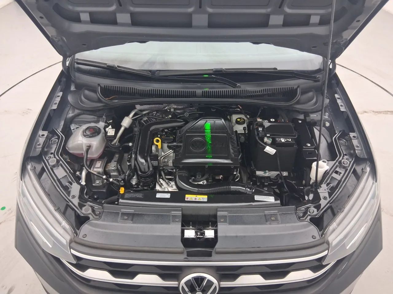 Volkswagen Nivus Highline 1.0 200 TSI Flex Aut., foto 10 de 18