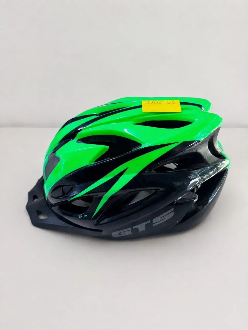 Capacete GTS verde Neon 