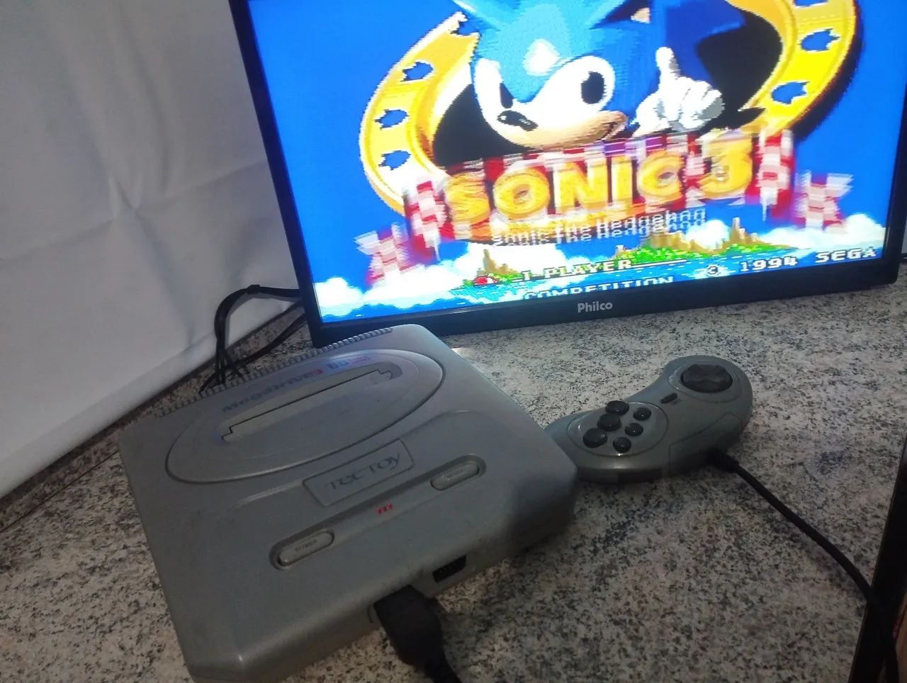 Mega drive Tectoy 60  jogos na memória do console 