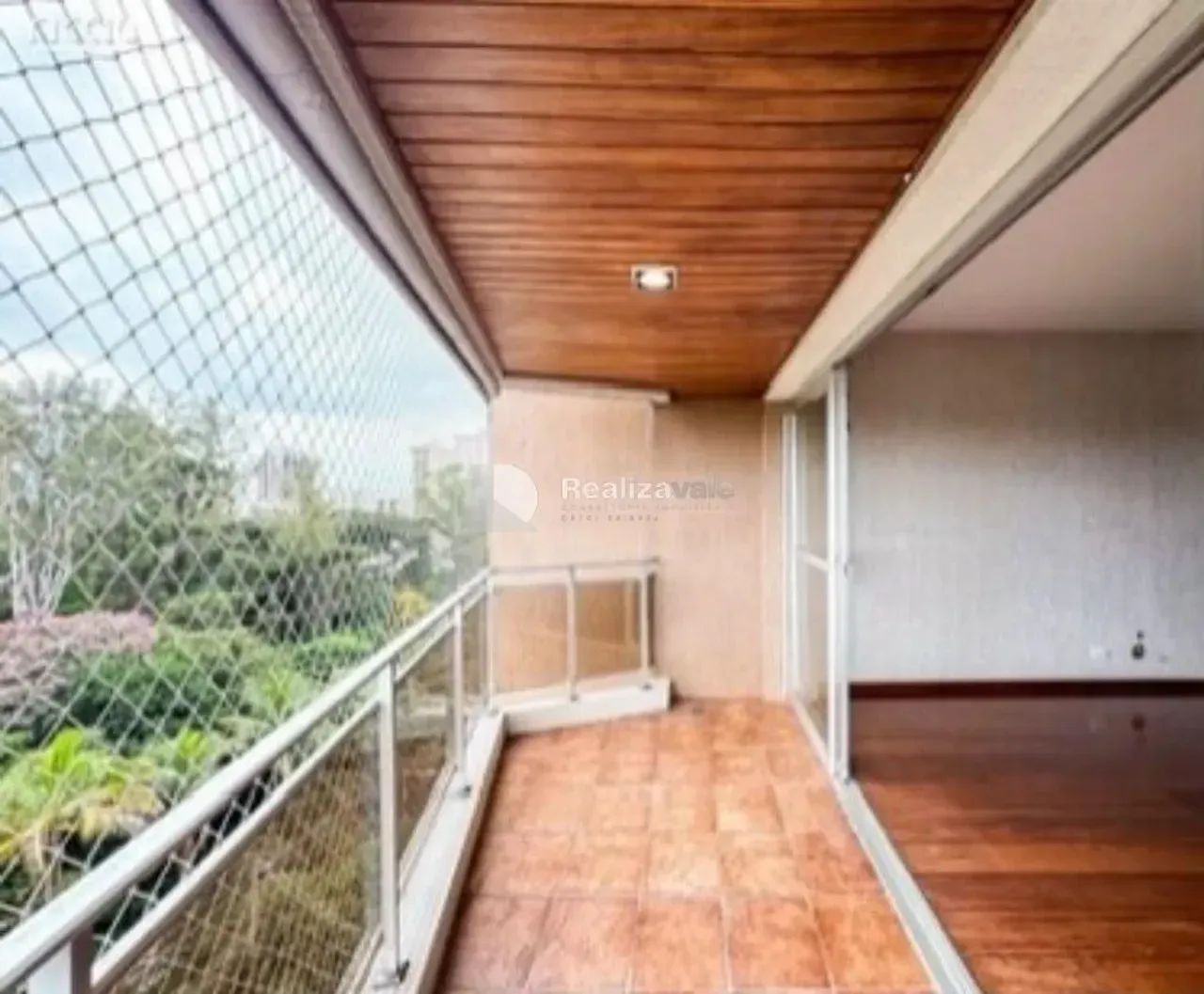 DR - Apartamento com 181m², 4 quartos sendo 2 suítes no Edifício Marseille - Villa Adyanna - Foto 2