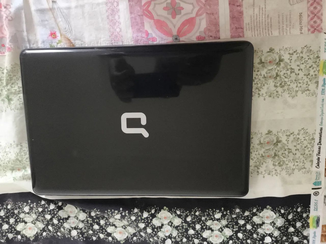 Vendo 2 notebook um Compc e outro Positivo 