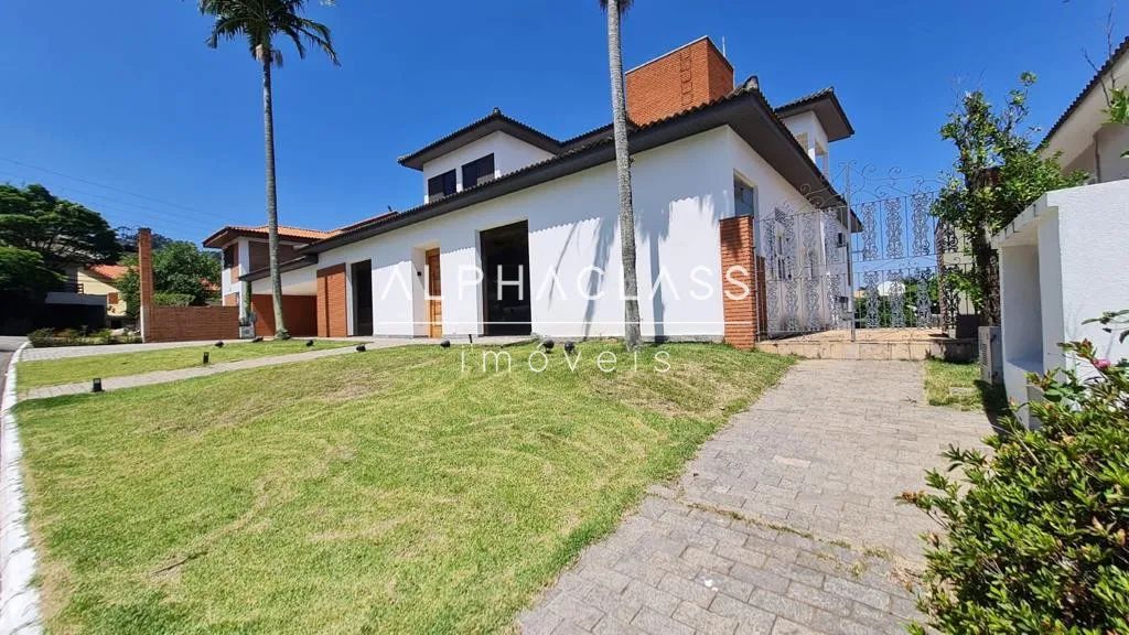 Excelente Casa em Condomínio - Alphaville / Tamboré