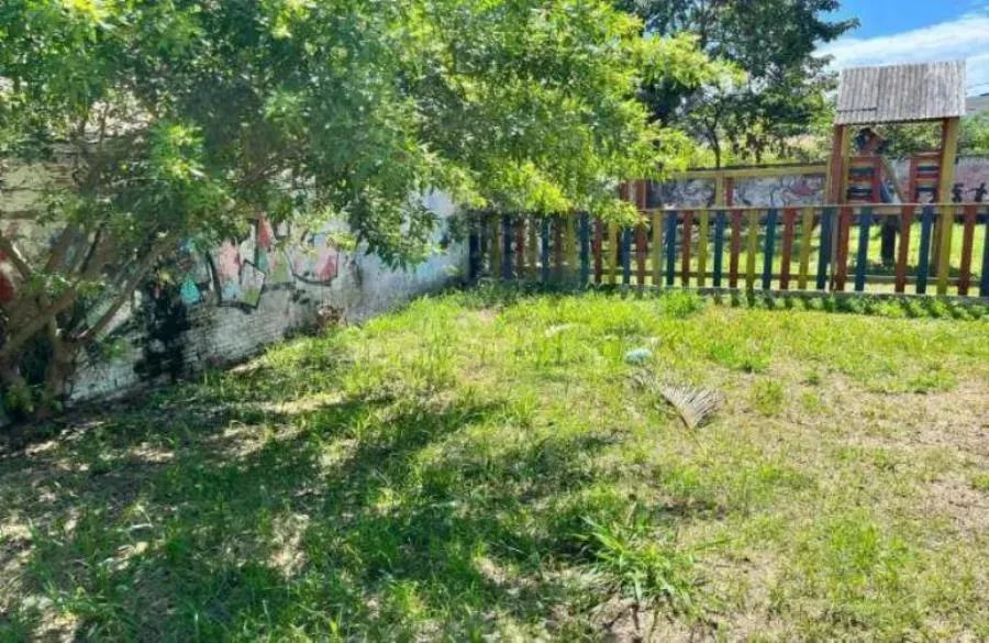 FLORIANÓPOLIS/SC - Terreno com 823,54 m² na Cachoeira do Bom Jesus - Foto 3
