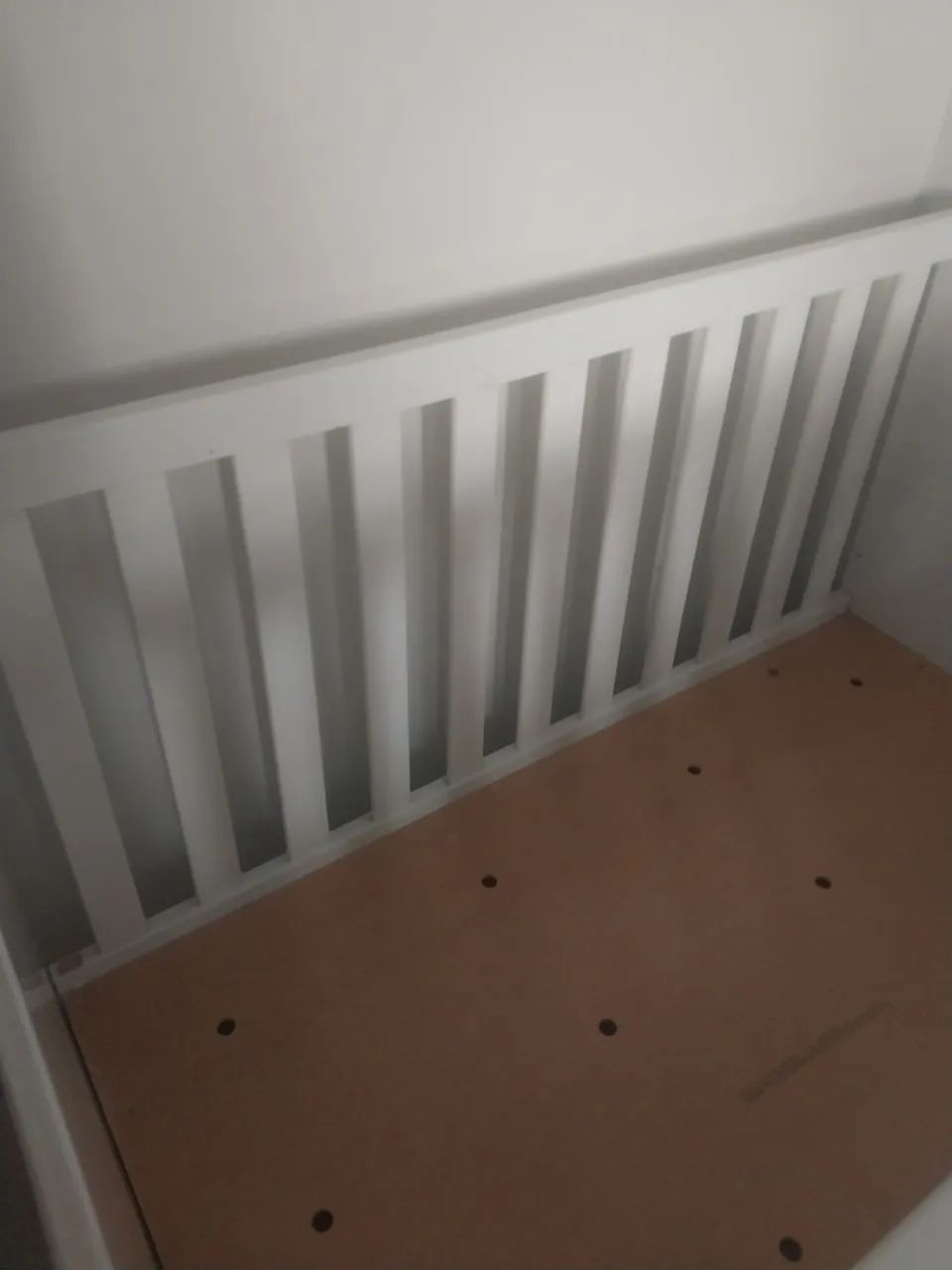 Vendo berço sem colchão - Foto 4