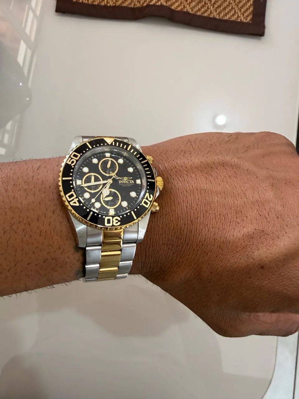 Relógio Invicta Masculino Cronógrafo Preto e Dourado - Foto 3