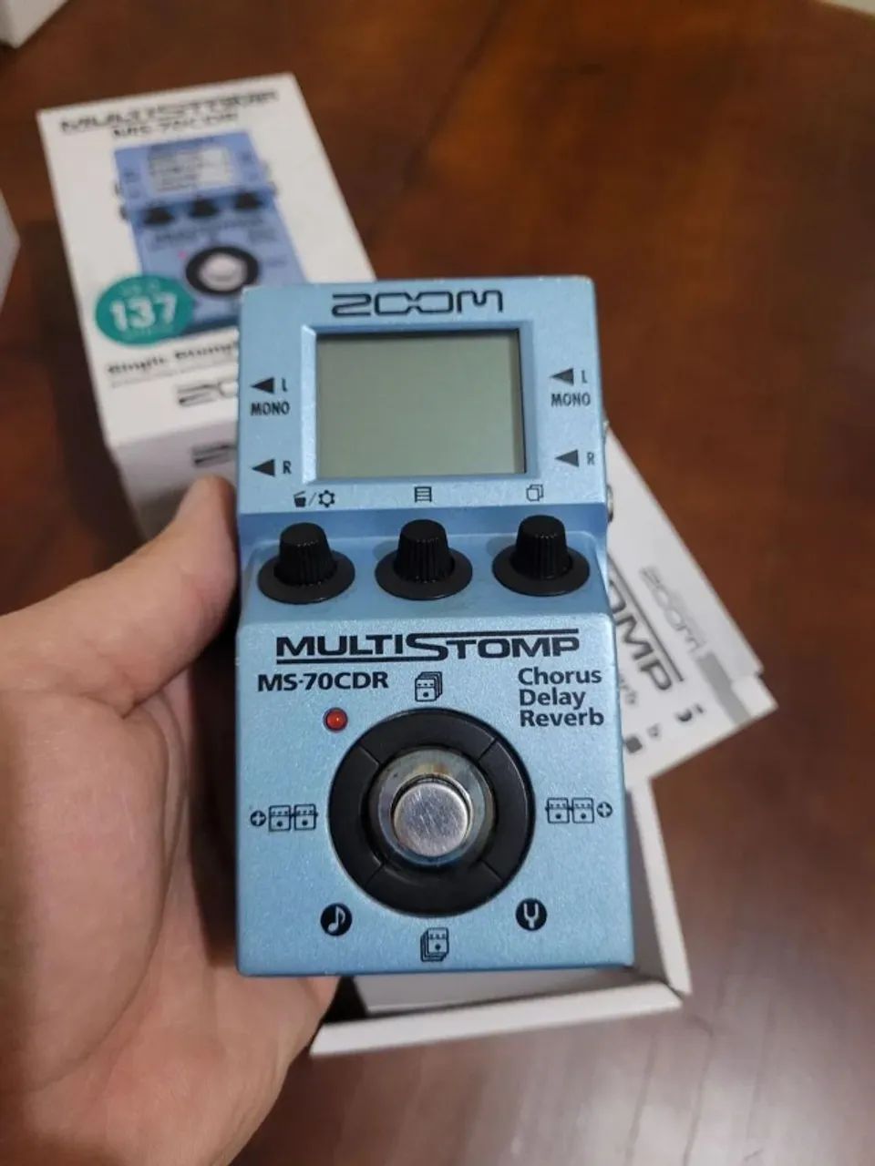 PEDAL ZOOM 70CDR MULTIEFEITOS - Instrumentos musicais - Nova