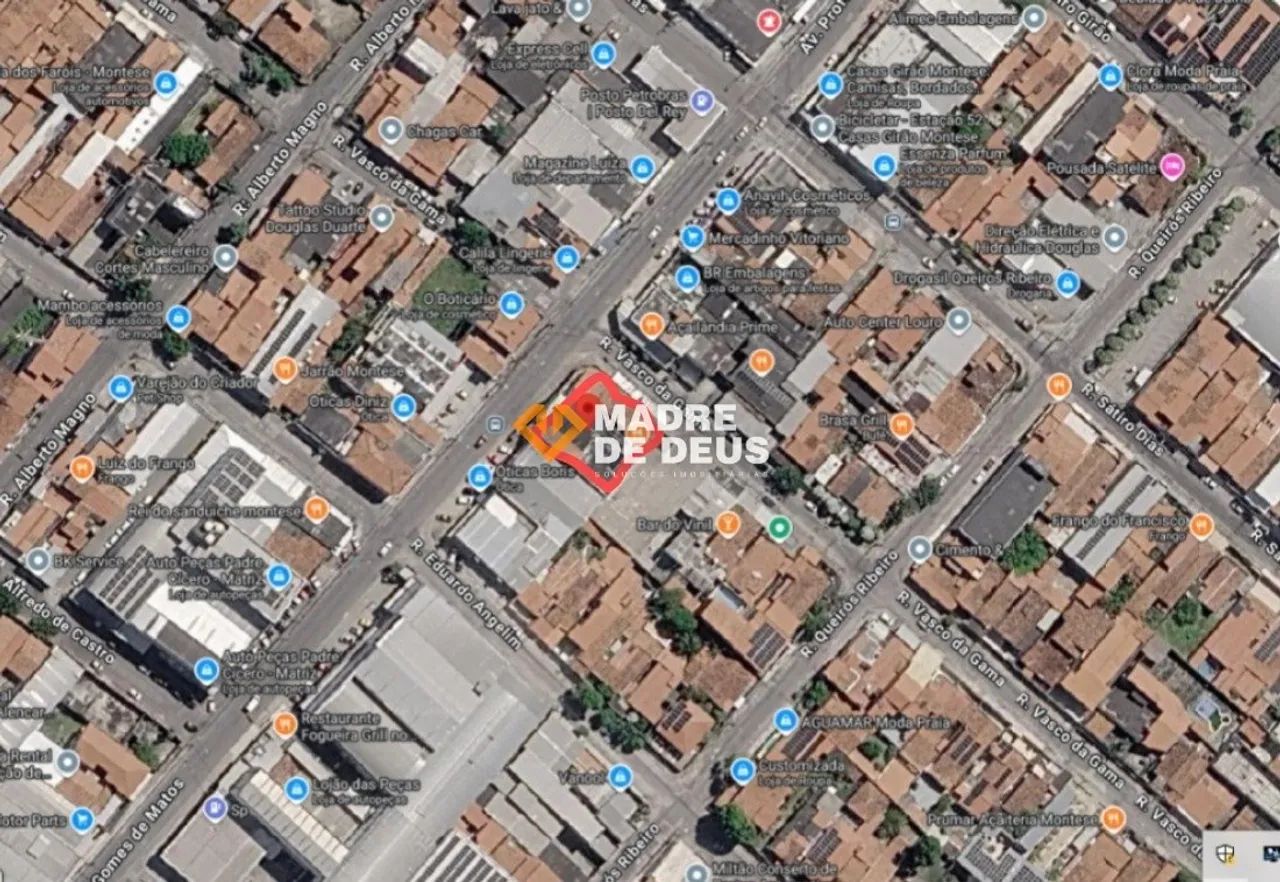 PRÉDIO COMERCIAL NO MONTESE