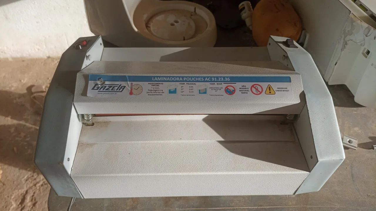 Plastificadora de documentos  - Foto 2
