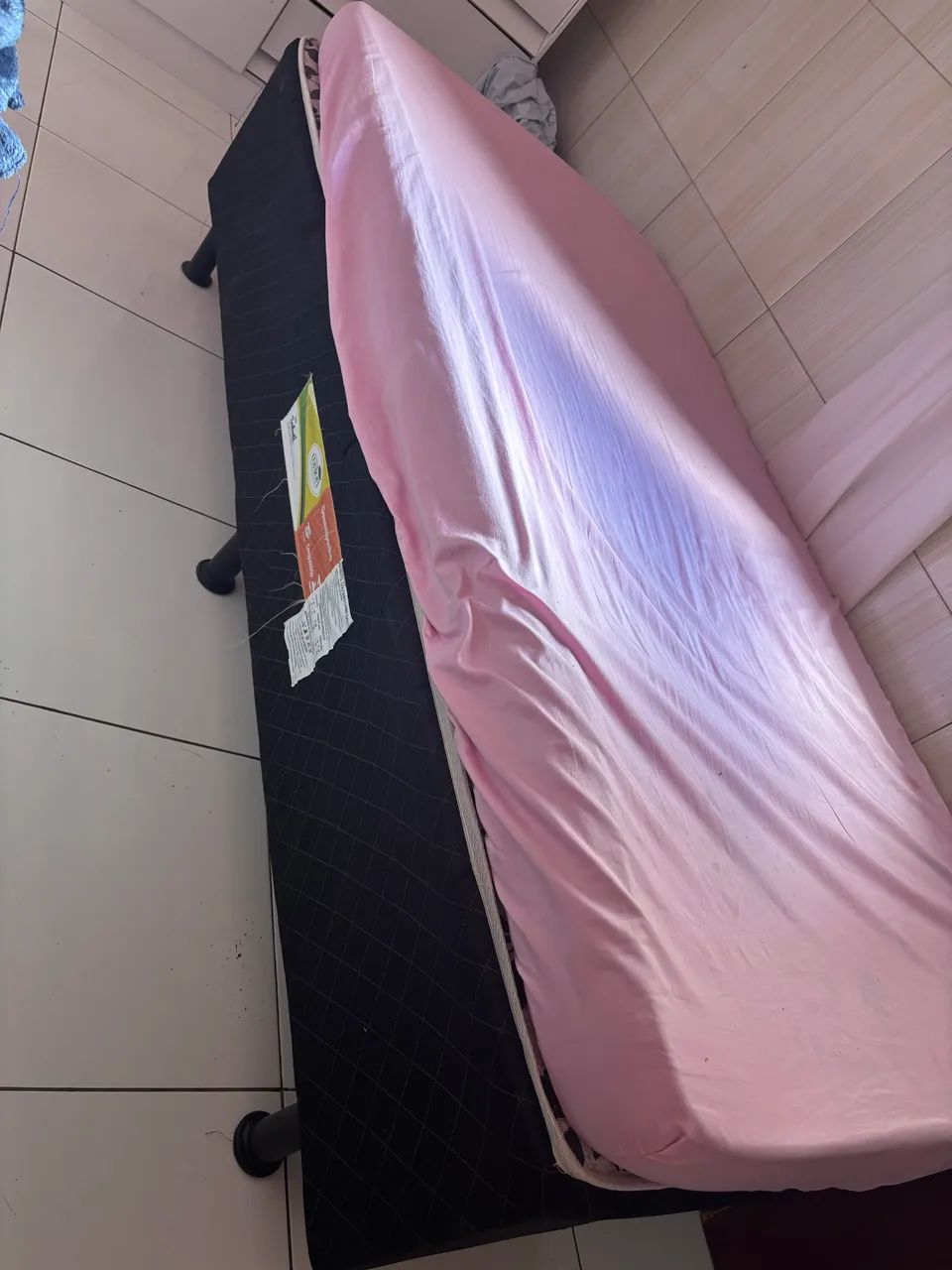 Vende-se cama de solteiro  - Foto 3