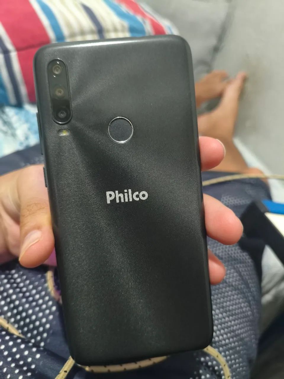  Philco p10 com, 4g ram 128gb de espaço 
