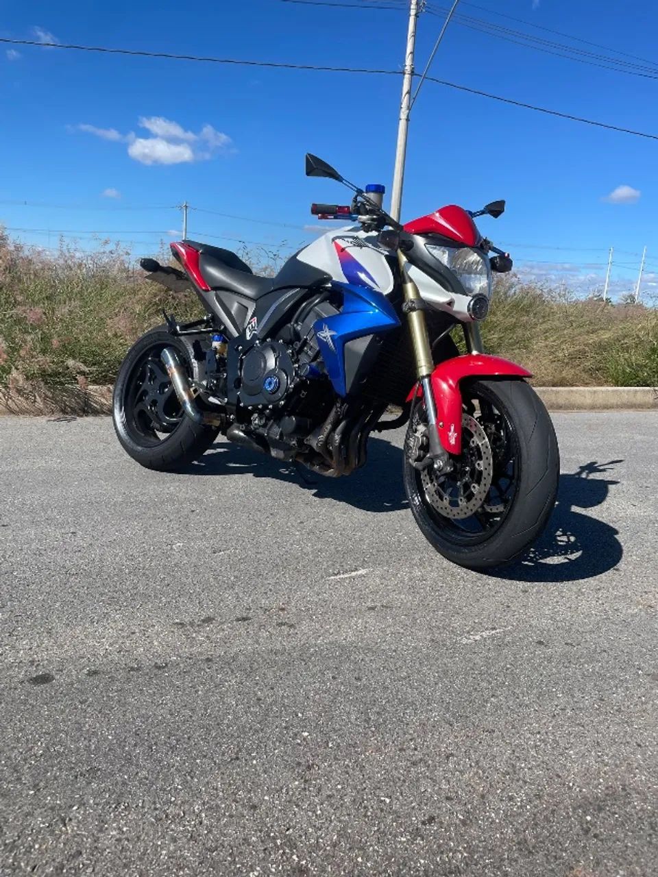 Cb1000r 