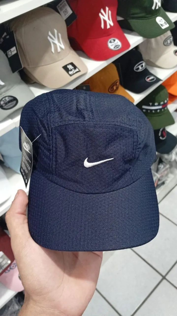 Bonés da Nike material Tactel  - Foto 2