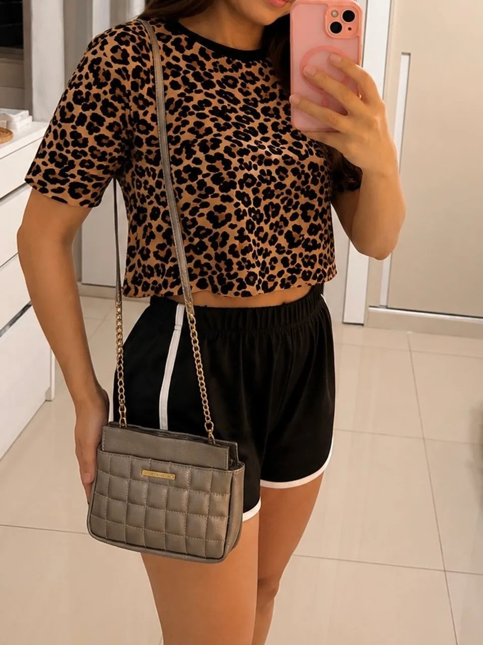 Bolsa transversal em couro legítimo - brechó online