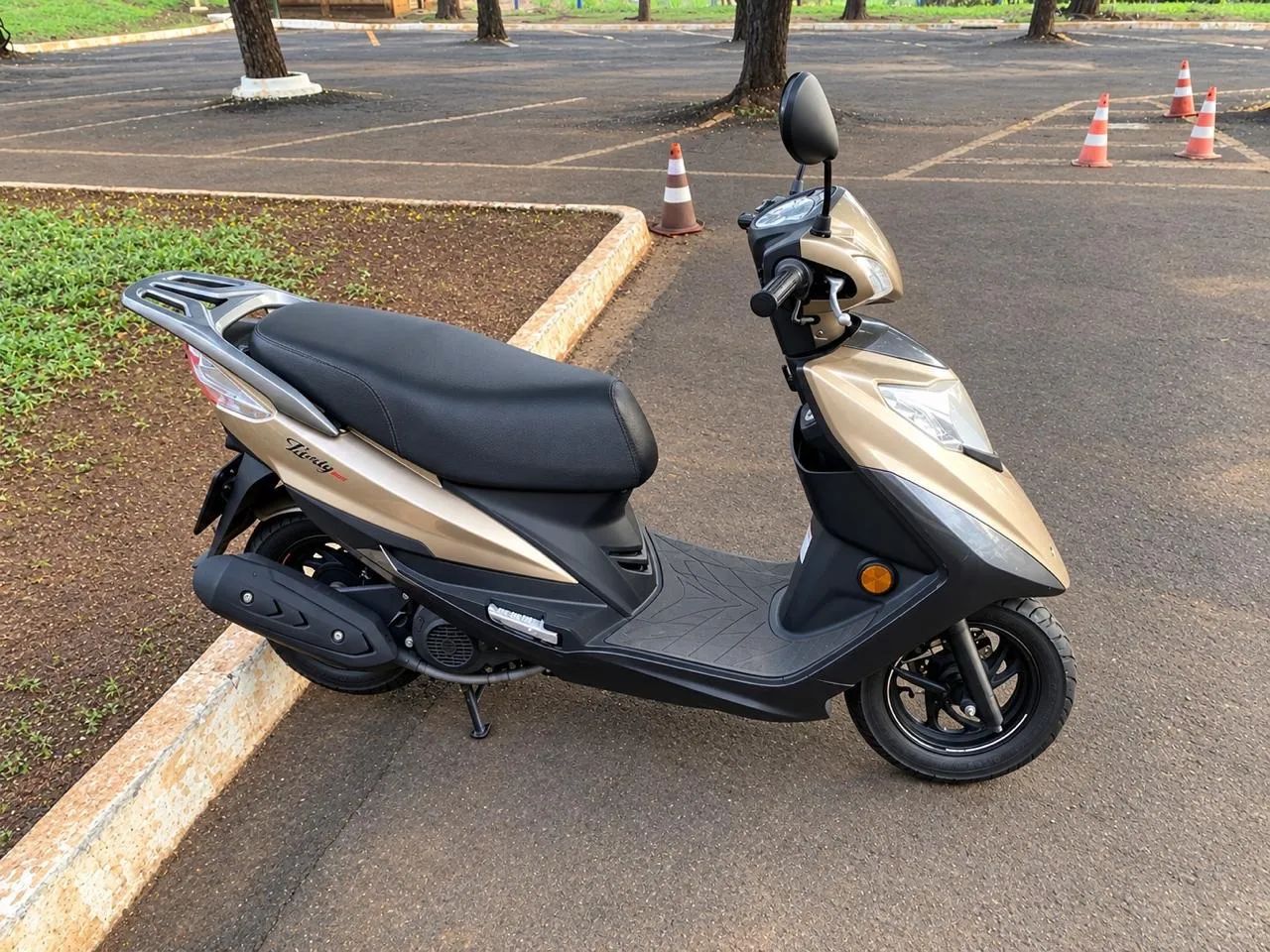 Lindy 125 automática - Foto 3