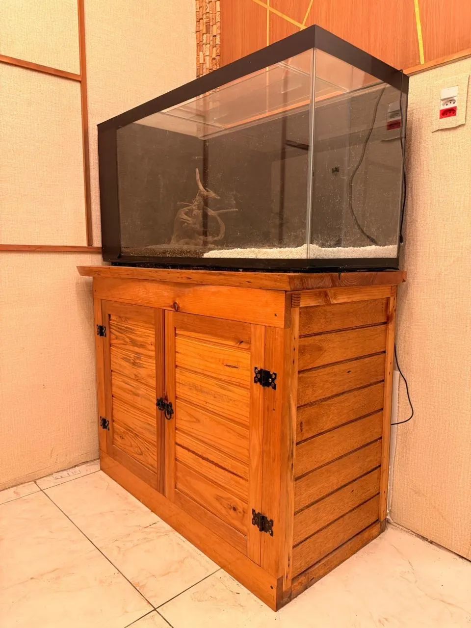 Aquário 200 litros com móvel - Foto 4