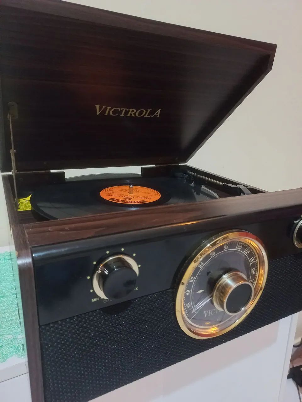 Toca Disco Victrola 4 em 1 - Foto 3