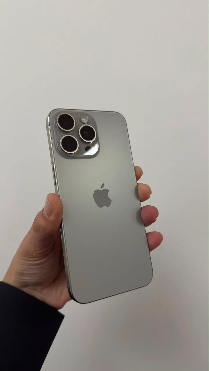 iPhone 15 Pro Max  - Foto 3