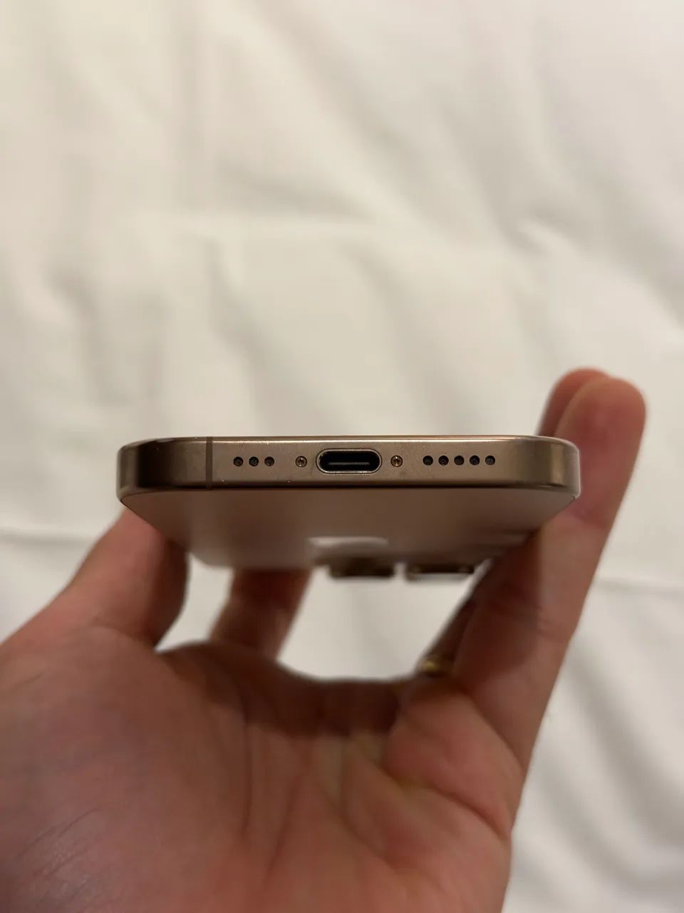 IPhone 16 pro 256gb - Foto 4