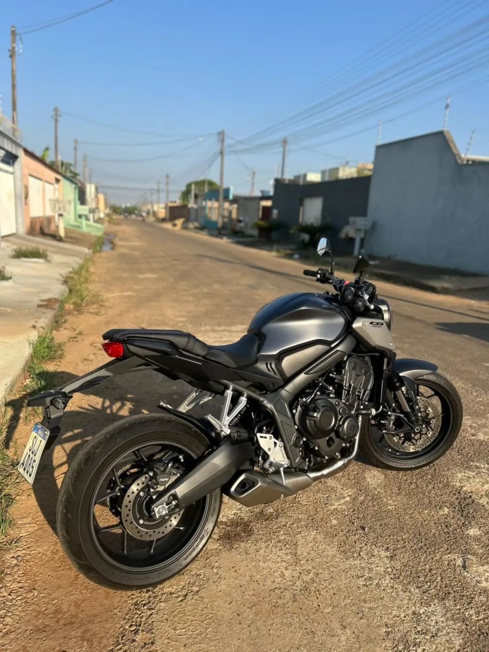 CB 650R 2024 1.700 KM - Foto 3