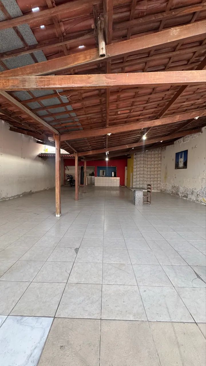 CASA E PONTO COMERCIAL 