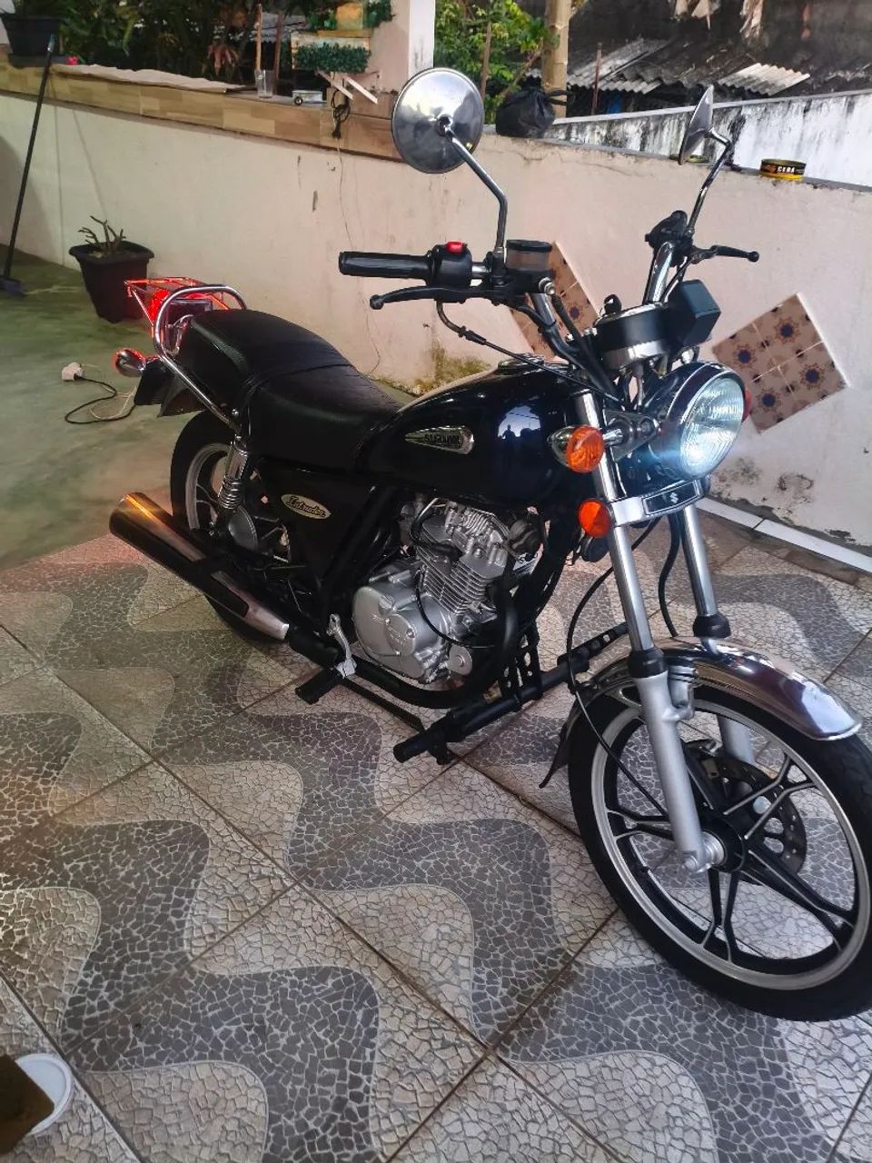 Suzuki Intruder  - Foto 3