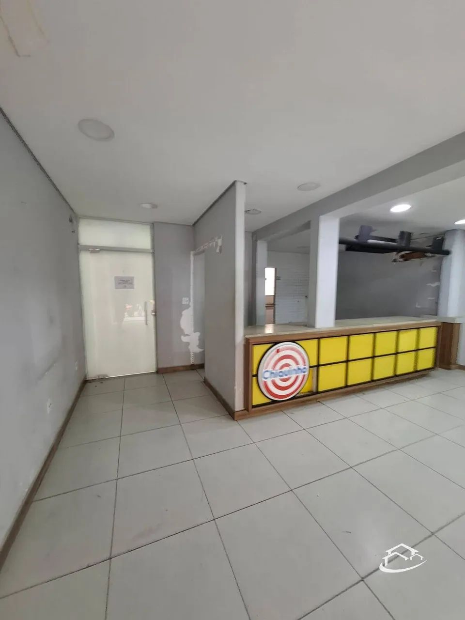Excelente ponto comercial para locação no Centro de Lorena-SP. - Foto 4