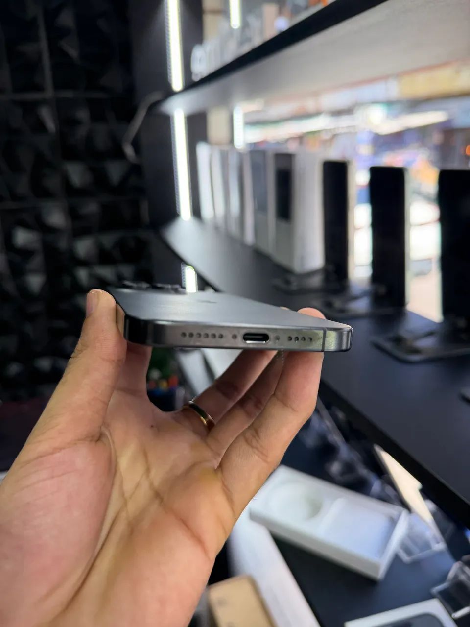 IPHONE 15 PRO MAX 256GB PROMOÇÃO  - Foto 3