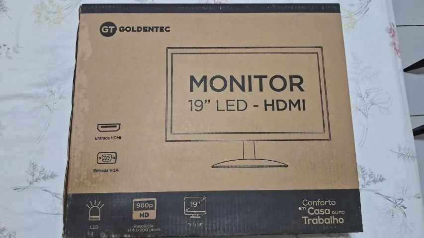 MONITOR GOLDENTEC 19 POLEGADAS