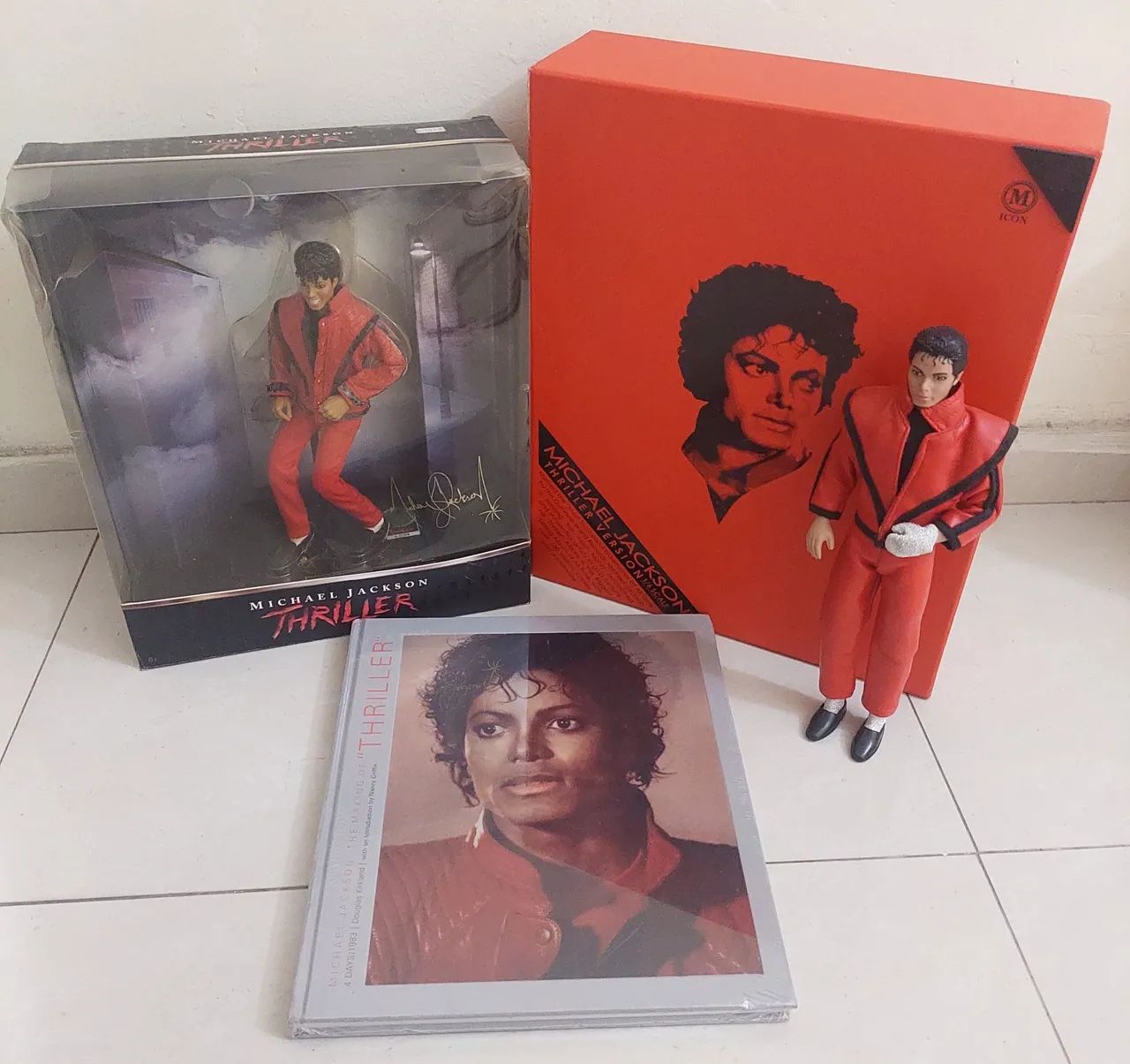 1984 Michael Jackson スリラー フィギュア Coleção Thriller Michael Jackson livro, boneco, figure 1984