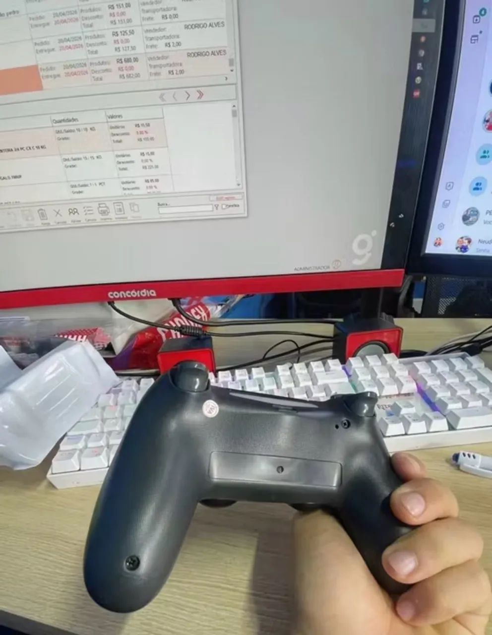 Controle Bluetooth Sem Fio Compatível Com Ps4 Pc Notebook Celular Android iOS  - Foto 3