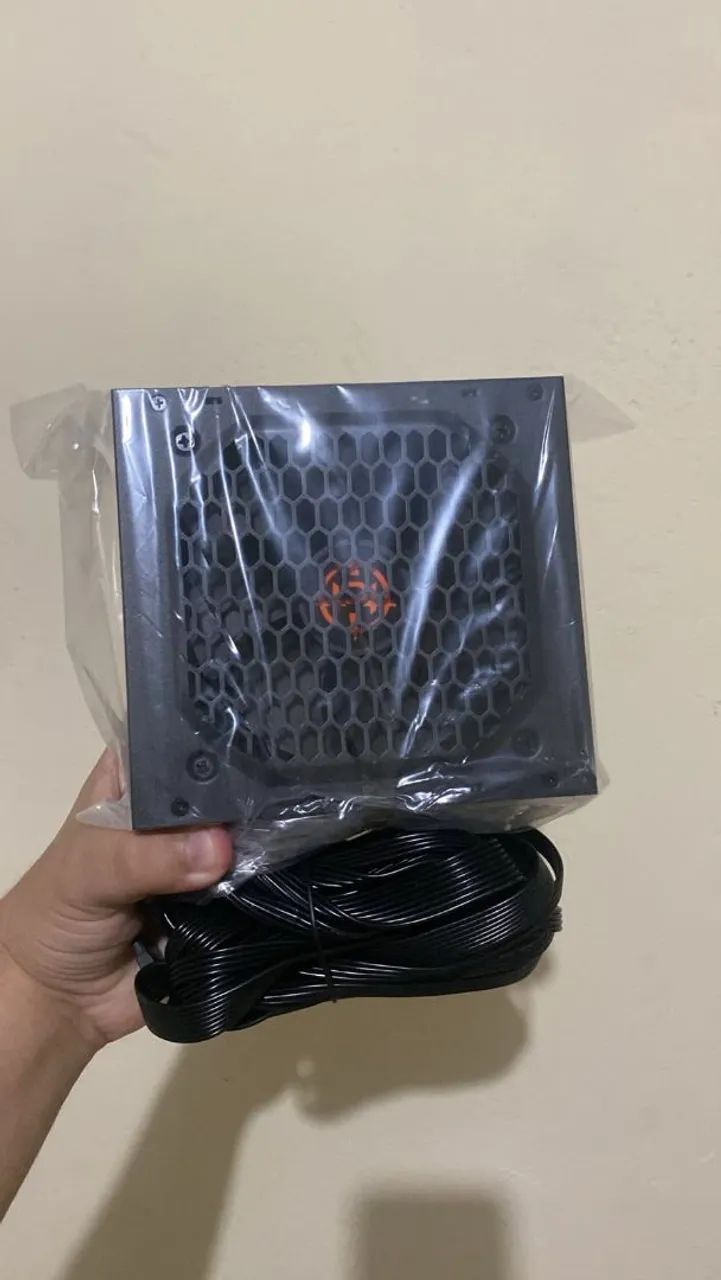 Fonte Tomahawk t3 600w - Foto 3
