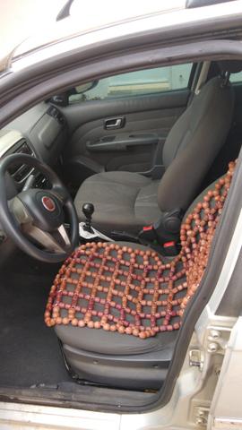 Carro muito novo, 2015 / 2016 GNV, preço pra vender rapido - Foto 7