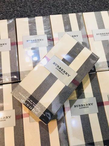 Burberry Feminino