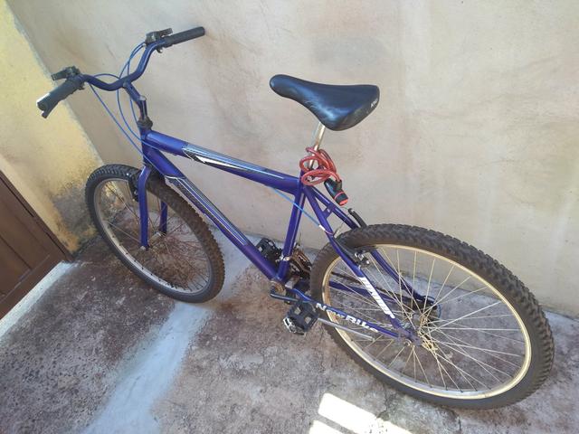 Bicicleta muito conservada