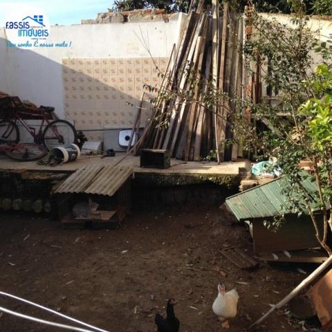 Terreno com 2 casas em otina localização - Foto 6