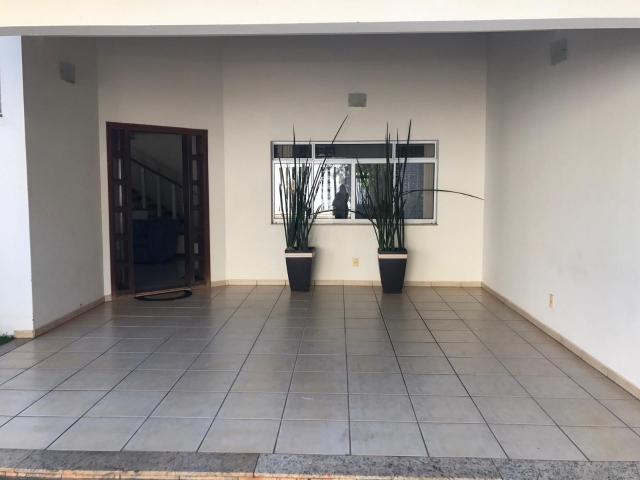 Casa à venda com 3 dormitórios em Cidade jardim, Uberlândia cod:2589
